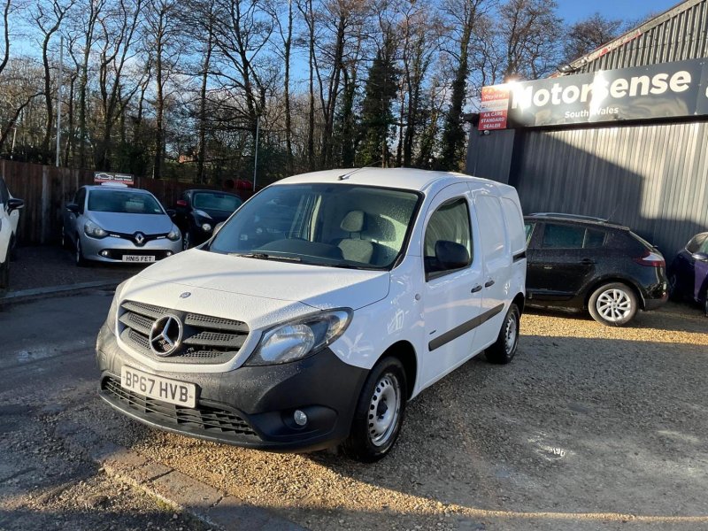 View MERCEDES-BENZ CITAN 1.5 109 CDI BlueEfficiency L2 Euro 6 (s/s) 5dr