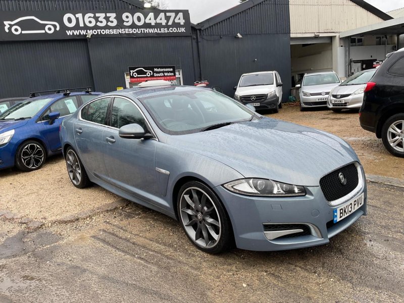 View JAGUAR XF 3.0d S V6 Premium Luxury Auto Euro 5 (s/s) 4dr