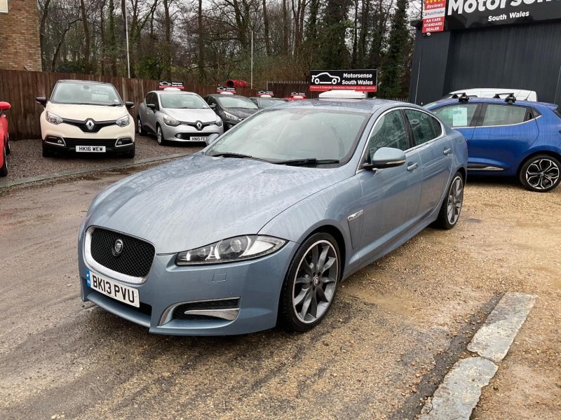 View JAGUAR XF 3.0d S V6 Premium Luxury Auto Euro 5 (s/s) 4dr