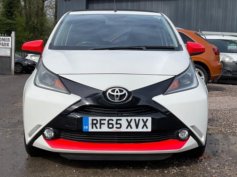 View TOYOTA AYGO 1.0 VVT-i x-pression x-wave Euro 5 5dr Euro 5