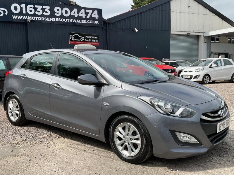 View HYUNDAI I30 1.6 CRDi Blue Drive Active Euro 5 (s/s) 5dr